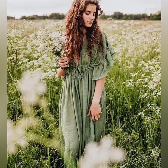 Bohemian Green Long Gauze Boho Shell Button Flutter Maxi Dress, Beach Dress - Picture 2 of 5